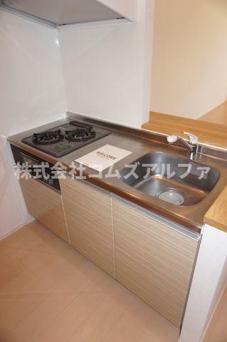 キッチン　ジェイ・エス・ティ横浜東　システムキッチン