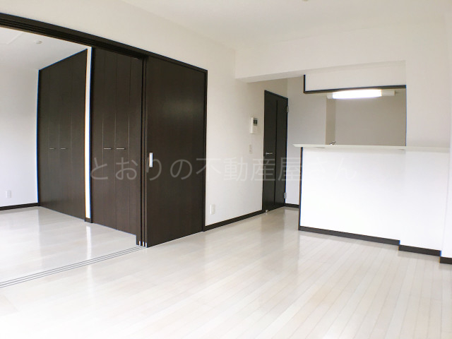居室・リビング　カウンターキッチンのあるＬＤＫ