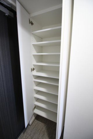 玄関　Ｓ－ＲＥＳＩＤＥＮＣＥ駒込六義園　?京区本駒込５