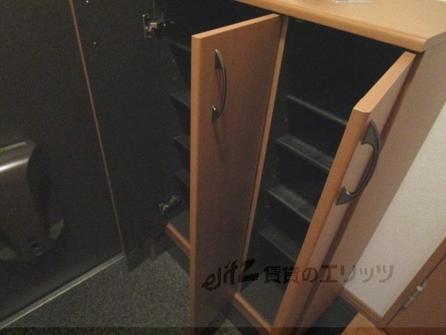 その他設備　下駄箱