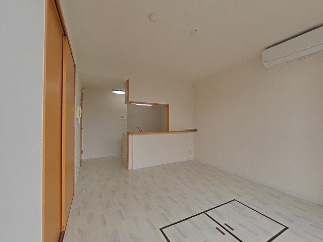居室・リビング　別部屋参考写真