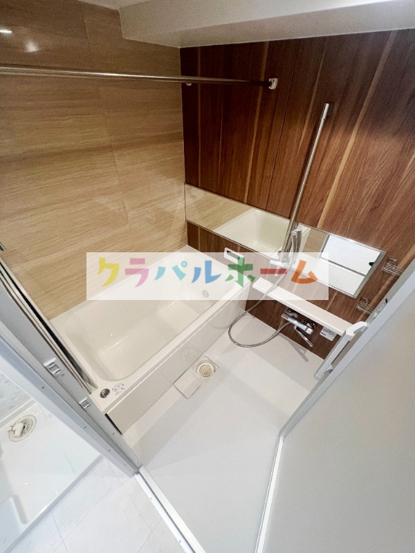 バス・シャワールーム　浴室乾燥機付き