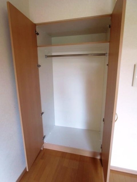 収納　クローゼット