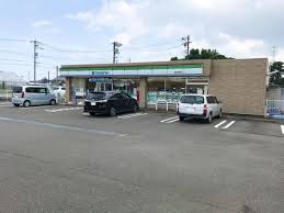 コンビニ　ファミリーマート 藤枝青南町店（コンビニ）まで760m