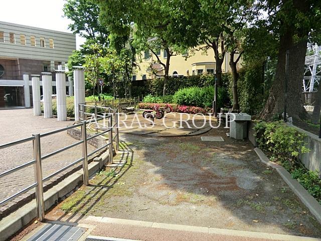 公園　野毛二丁目公園（公園）まで220m