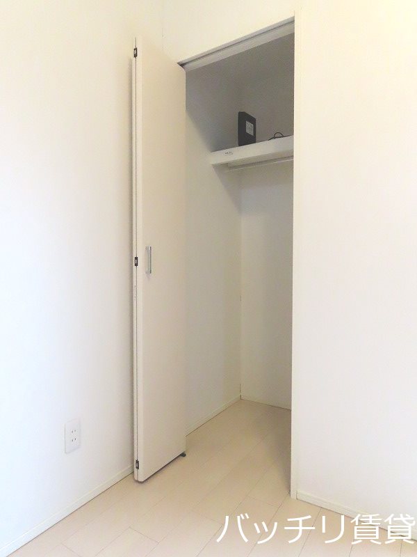 収納　別号室タイプの為、現状を優先致します。
