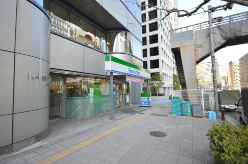 コンビニ　ファミリーマート 元赤坂一丁目店（コンビニ）まで238m