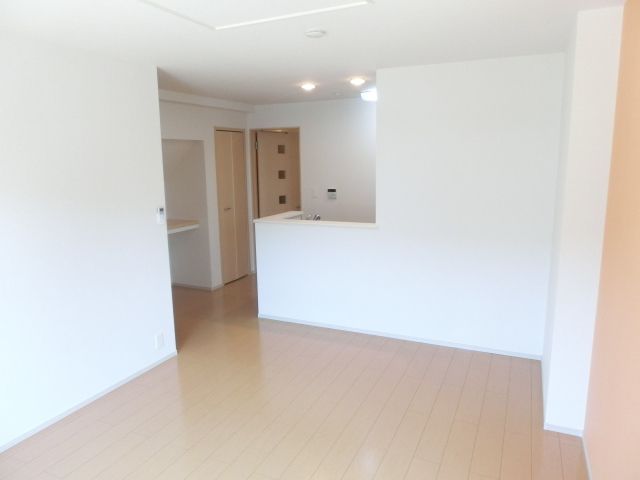 居室・リビング　会話の弾む対面キッチン