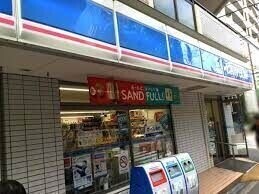 コンビニ　ローソン大阪厚生年金会館前店（コンビニ）まで163m