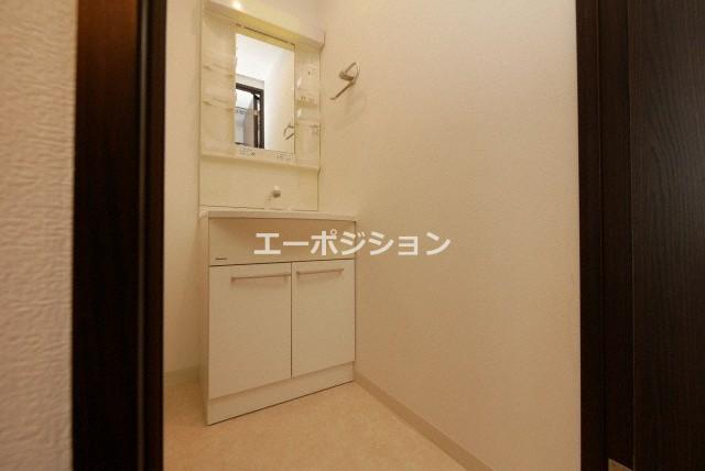 洗面設備　スプランディッド難波II