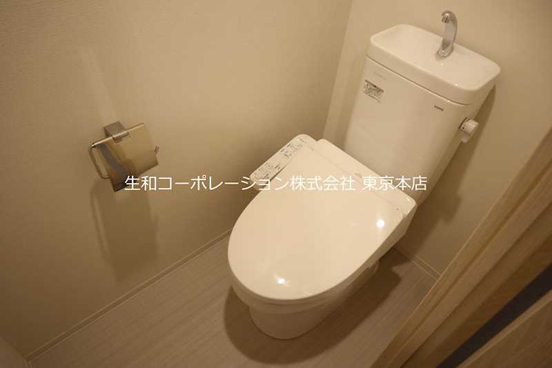 トイレ　同タイプ204撮影