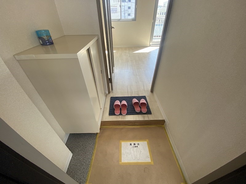 玄関