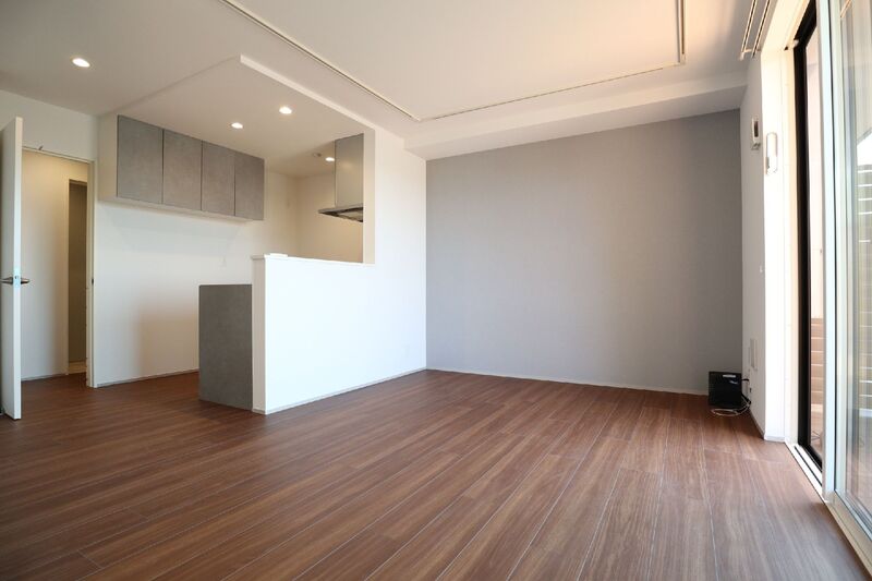 居室・リビング　開放感のあるゆったりとしたお部屋です♪