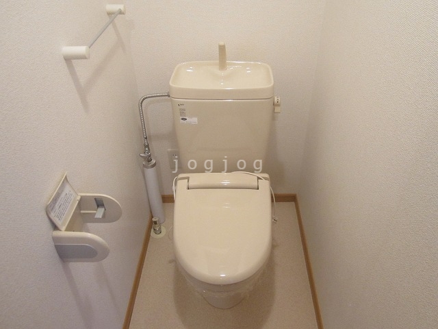 トイレ　類似