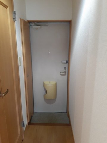 玄関　シューズボックス付きの玄関です★