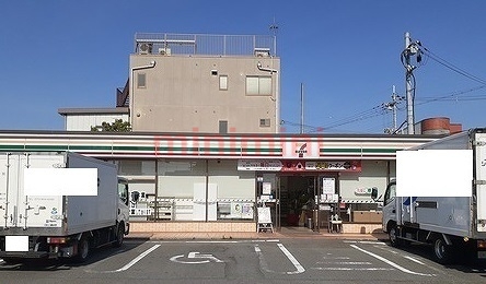 コンビニ　セブンイレブン（コンビニ）まで250m