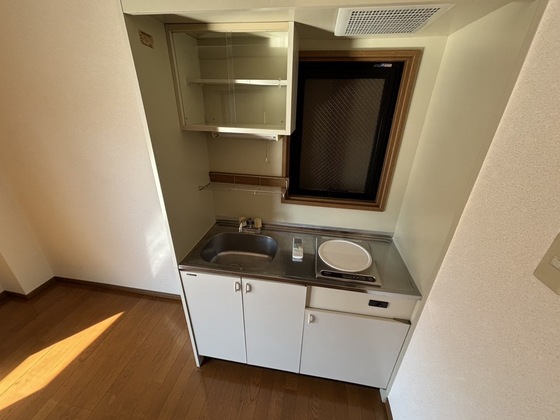 キッチン　※別部屋の写真です。