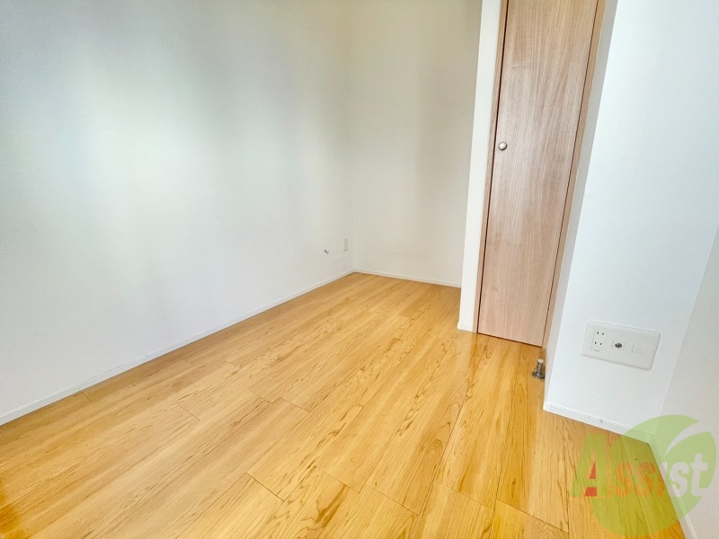 その他部屋・スペース　寝室には収納が付いておりコンパクトで使いやすいです