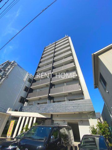 建物外観　鉄筋コンクリート造11階建て
