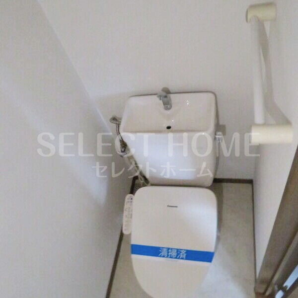 トイレ　落ち着いたトイレです