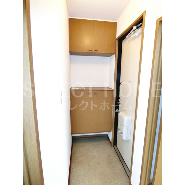 玄関　落ち着いた玄関です