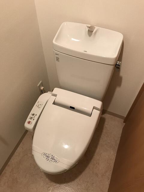 トイレ　?