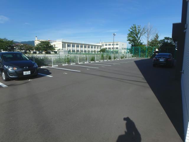 駐車場　駐車場