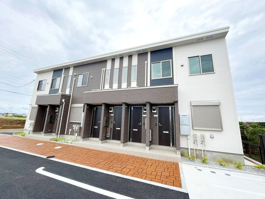 建物外観　★六会日大前駅まで徒歩15分★