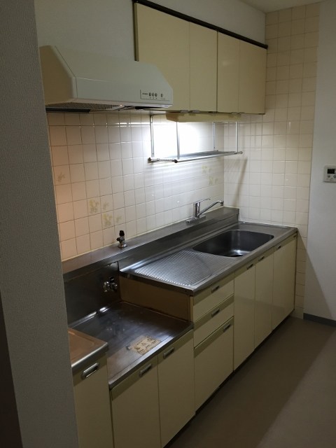 キッチン　写真は他室を参照しています