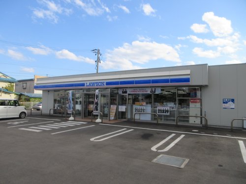 コンビニ　ローソン 弘前田茂木町店（コンビニ）まで822m