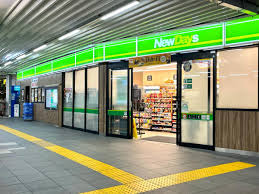コンビニ　ニューデイズ水道橋西口（コンビニ）まで142m