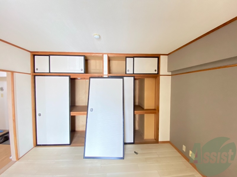 収納　こちらが押入です。たくさん物を入れることが出来そうです。