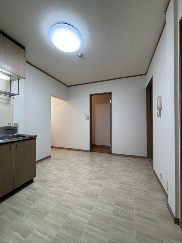 居室・リビング　開放感のあるゆったりとしたお部屋です♪