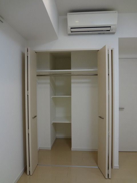 収納　写真は同タイプ住居です。