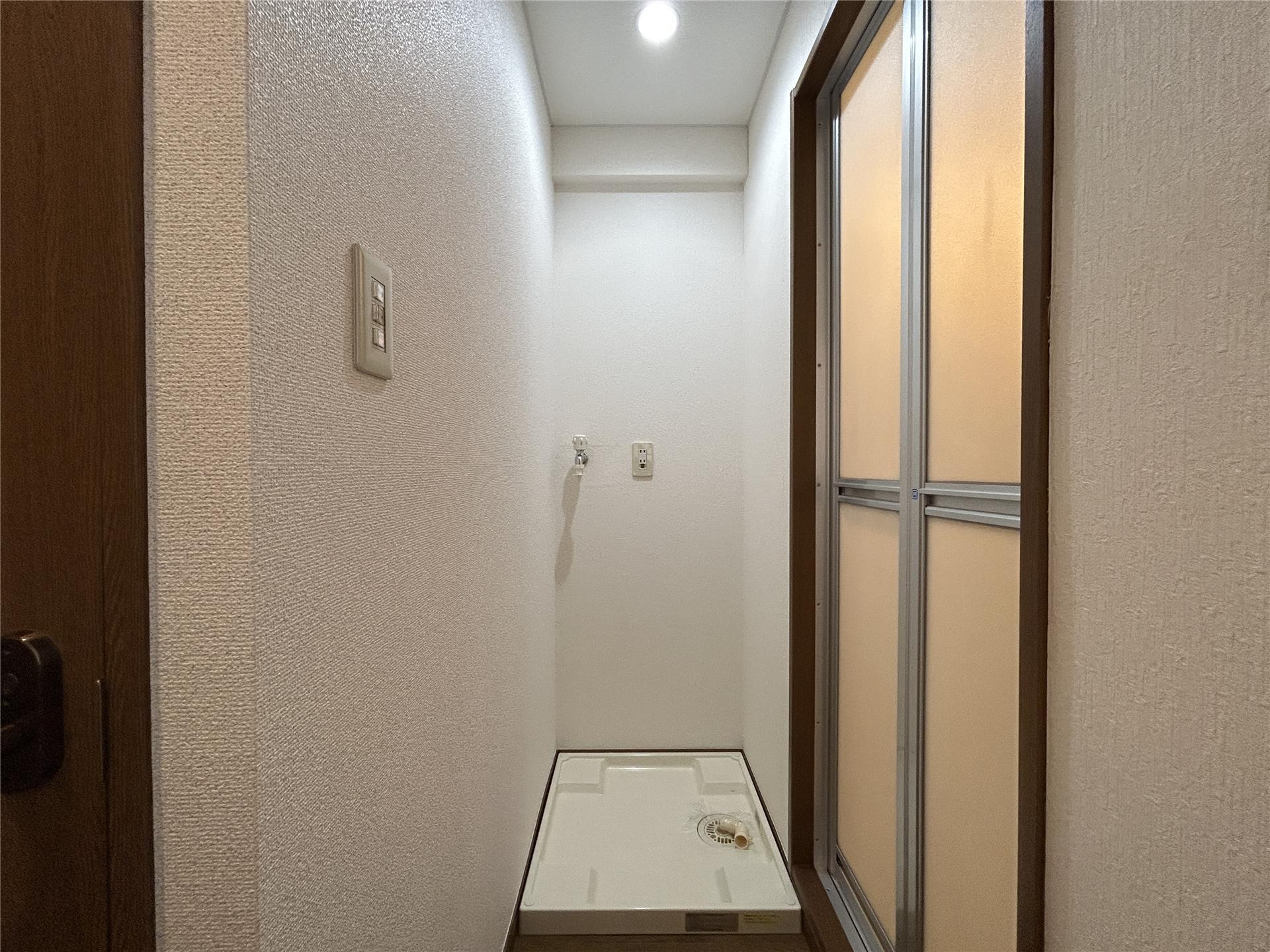 その他設備　室内洗濯機置場です(別部屋参考写真)