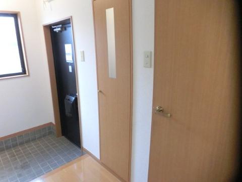 玄関　（イメージ）