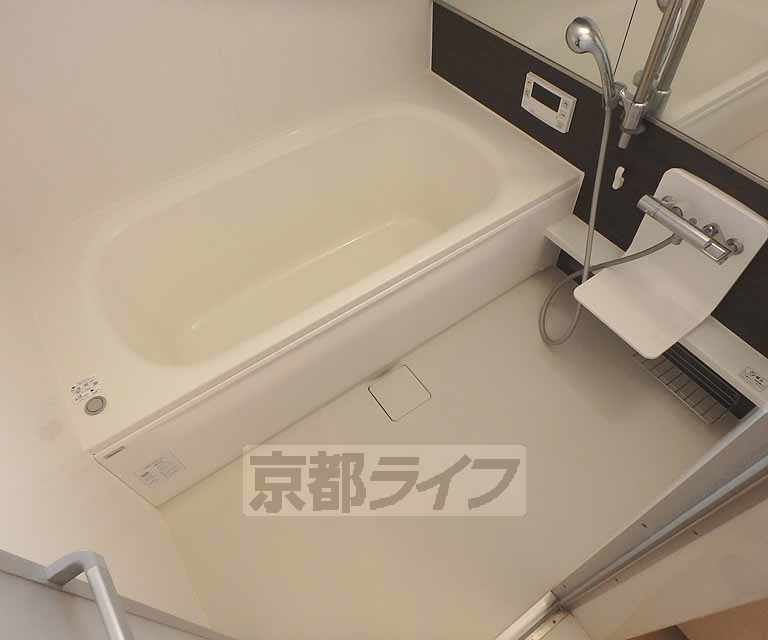 バス・シャワールーム　バスです。