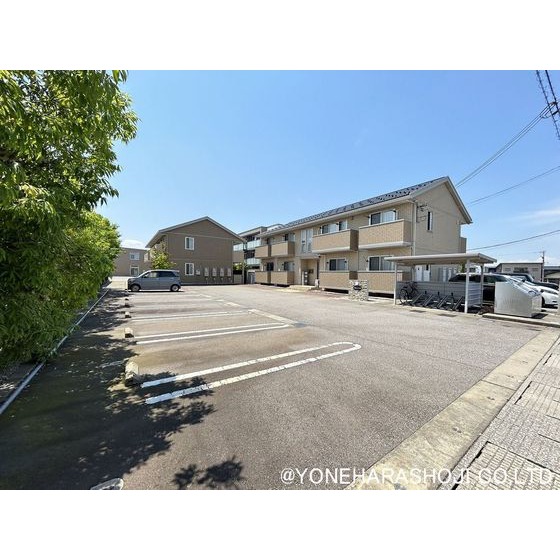 駐車場　融雪駐車場