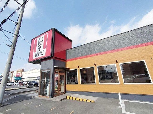 飲食店　ケンタッキーフライドチキン南越谷店（飲食店）まで490m