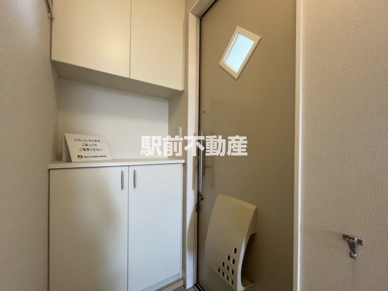 玄関　反転