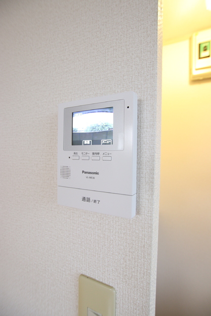 セキュリティ　ＴＶモニタ付きドアホンで安心♪