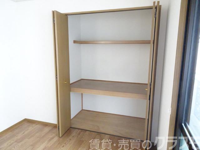 収納　洋室収納