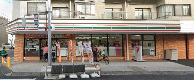 コンビニ　セブンイレブン川崎神地店（コンビニ）まで58m