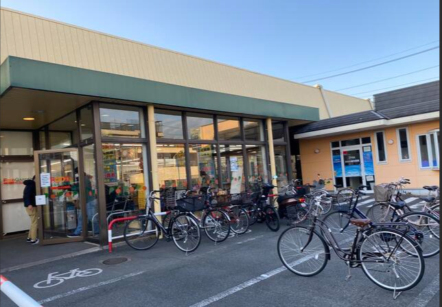 スーパー　フードガーデン白鍬店（スーパー）まで467m