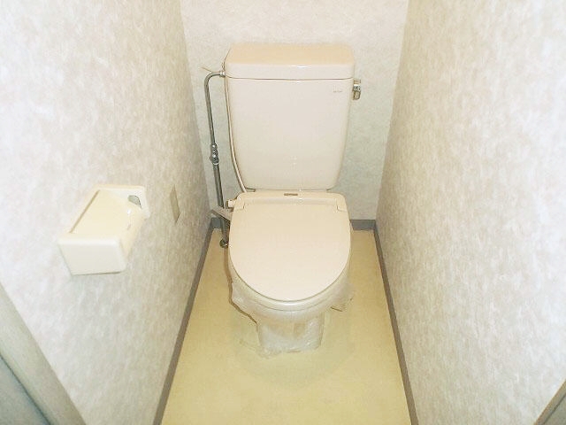 トイレ　落ち着いた色調のトイレです♪