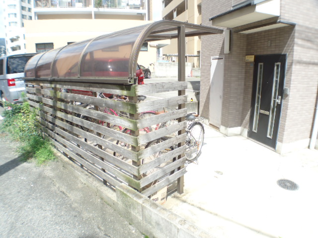 駐車場　駐輪スペース
