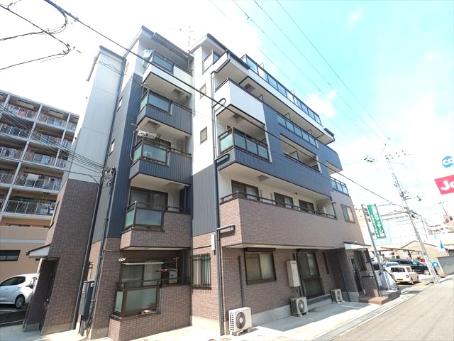 建物外観　JR摂津本山駅のオシャレな外観です