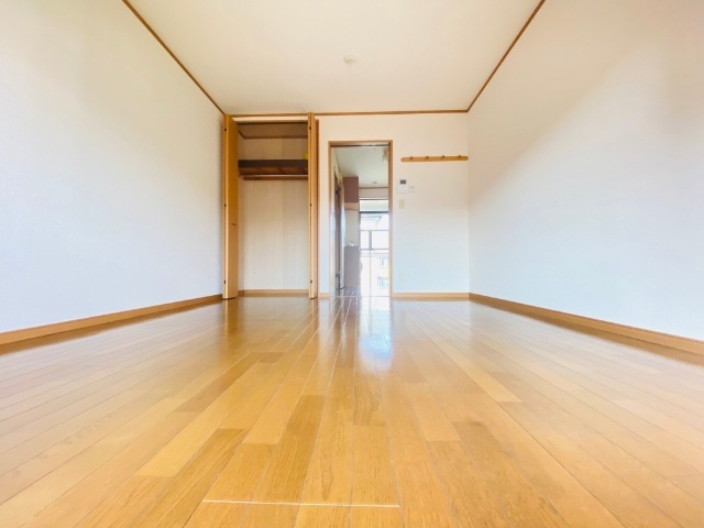 その他部屋・スペース　同一建物内２０３号室内装写真転載