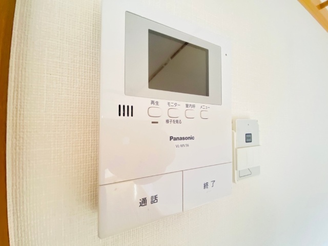 セキュリティ　同一建物内２０３号室内装写真転載