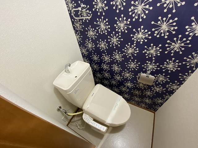 トイレ　※別部屋参考写真